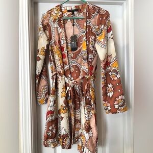 BCBGMAXAZRIA Women's Red Grand Paisley Long-sleeve Wrap Dress size XS $348